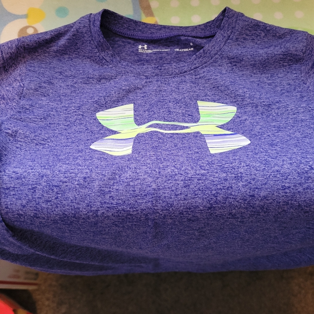 Girls Under Armour Shirt